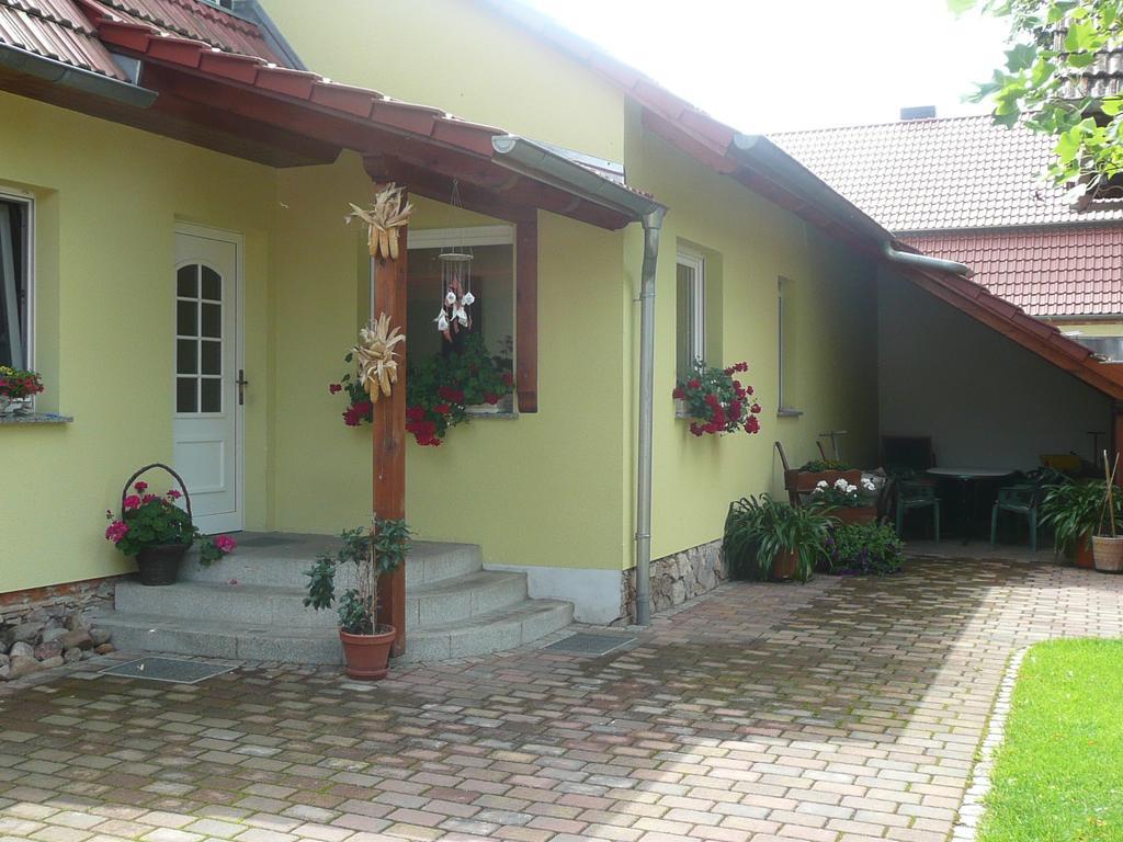 Landurlaub In Schiebsdorf Apartment Kasel-Golzig Exterior photo